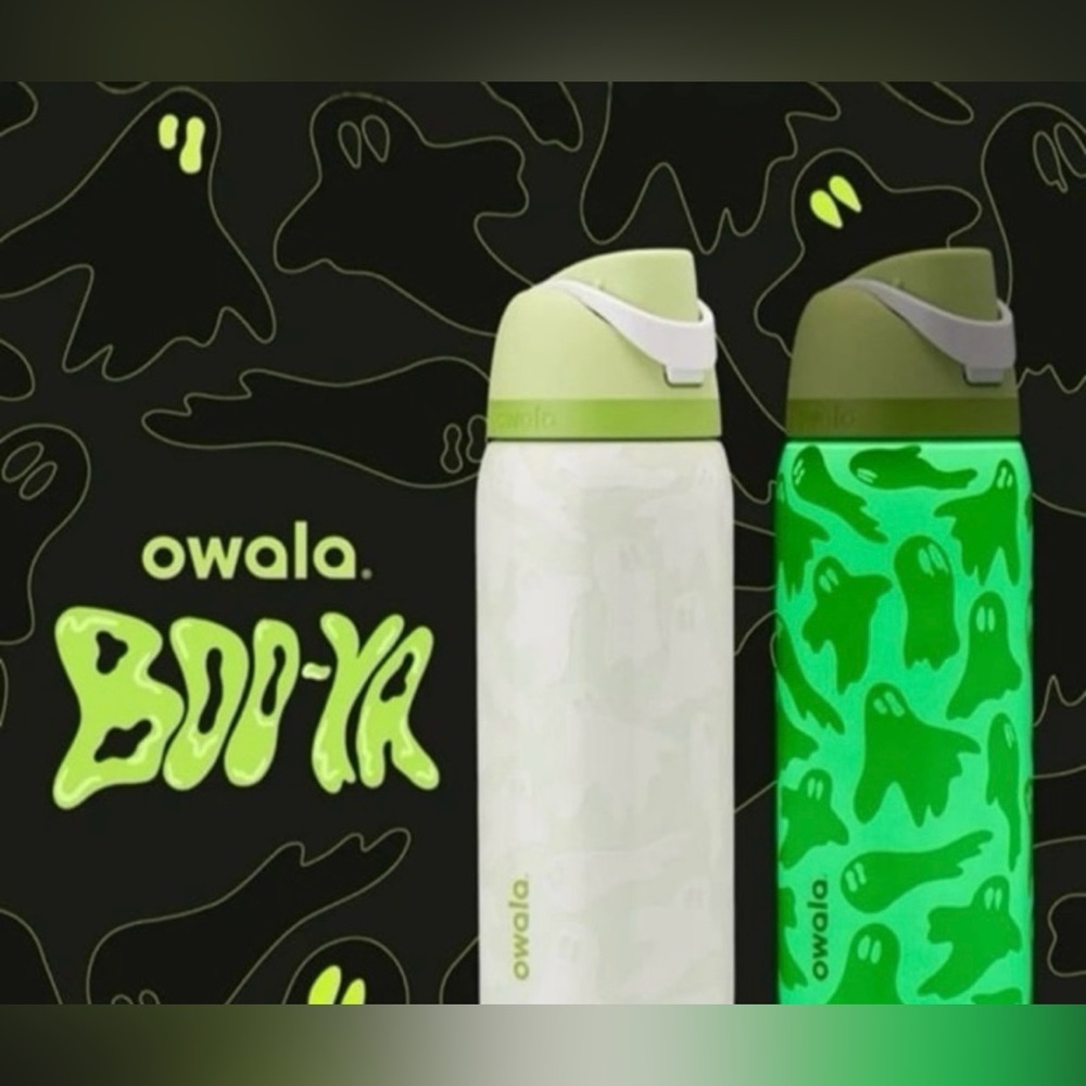 Owala Boo ya glow in the dark 32 oz Water Bottle